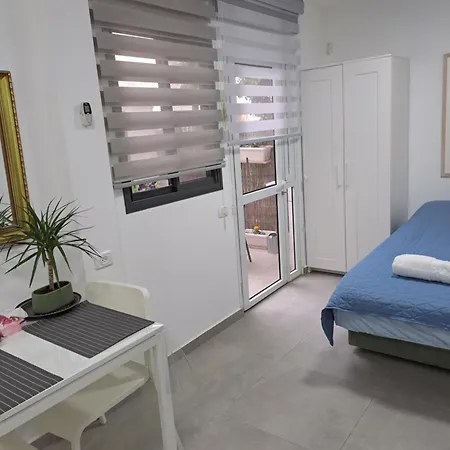 סטודיו במרכז מודיעין Apartment Exterior photo